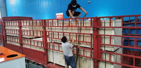 5臺(tái)脈沖除塵器，2條皮帶輸送機(jī)，22kw空壓機(jī)已發(fā)往巴拉圭 
